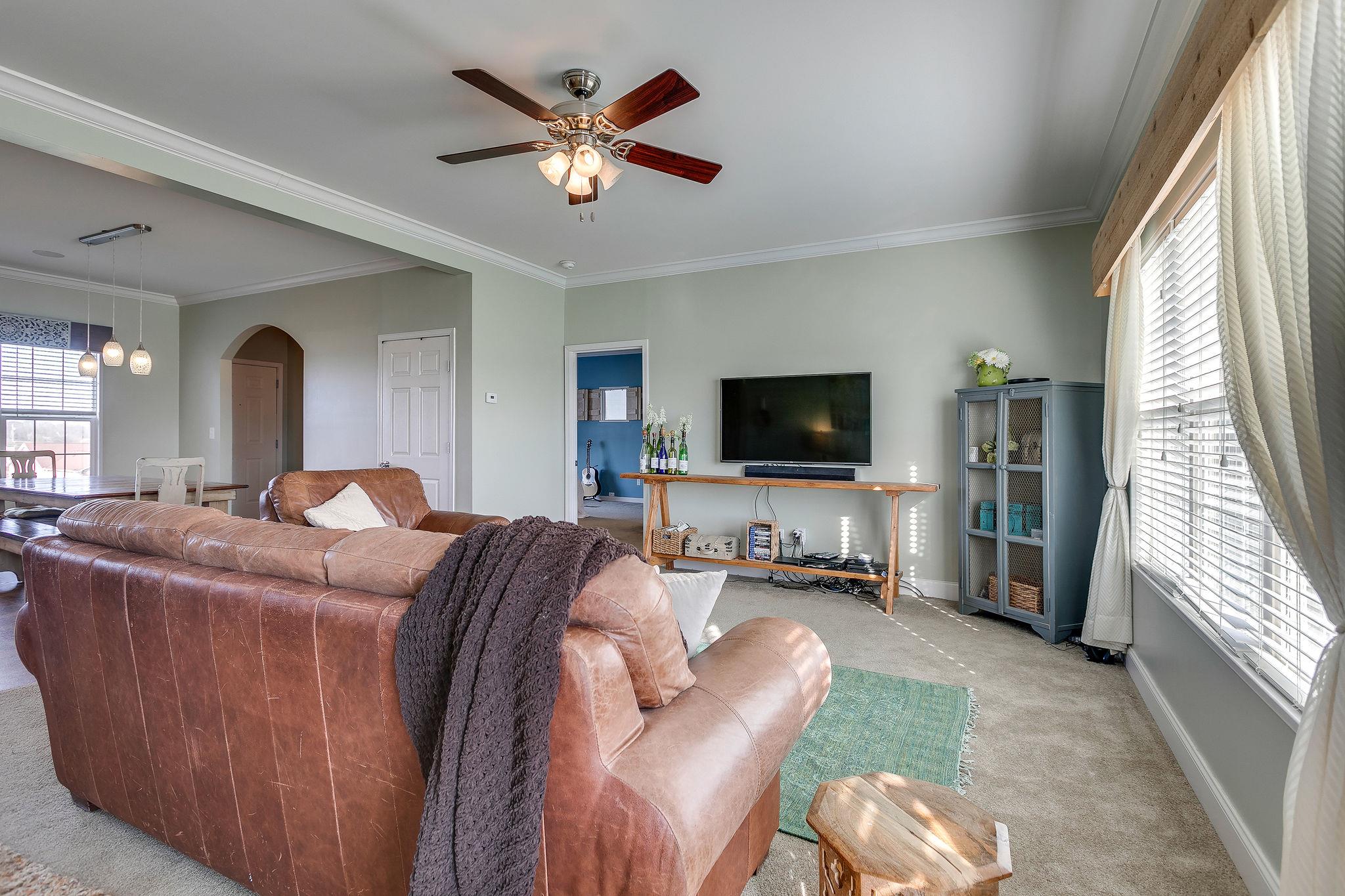 2012 Silverado Pass Spring Hill, TN 37174 - Photo 7 of 30 Gallery Image 7