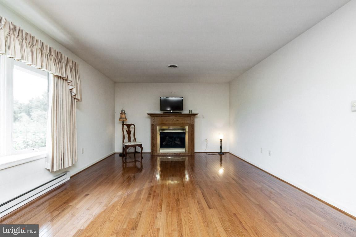 17217 Lappans Road Hagerstown, MD 21740 - Photo 7 of 52 Gallery Image 7