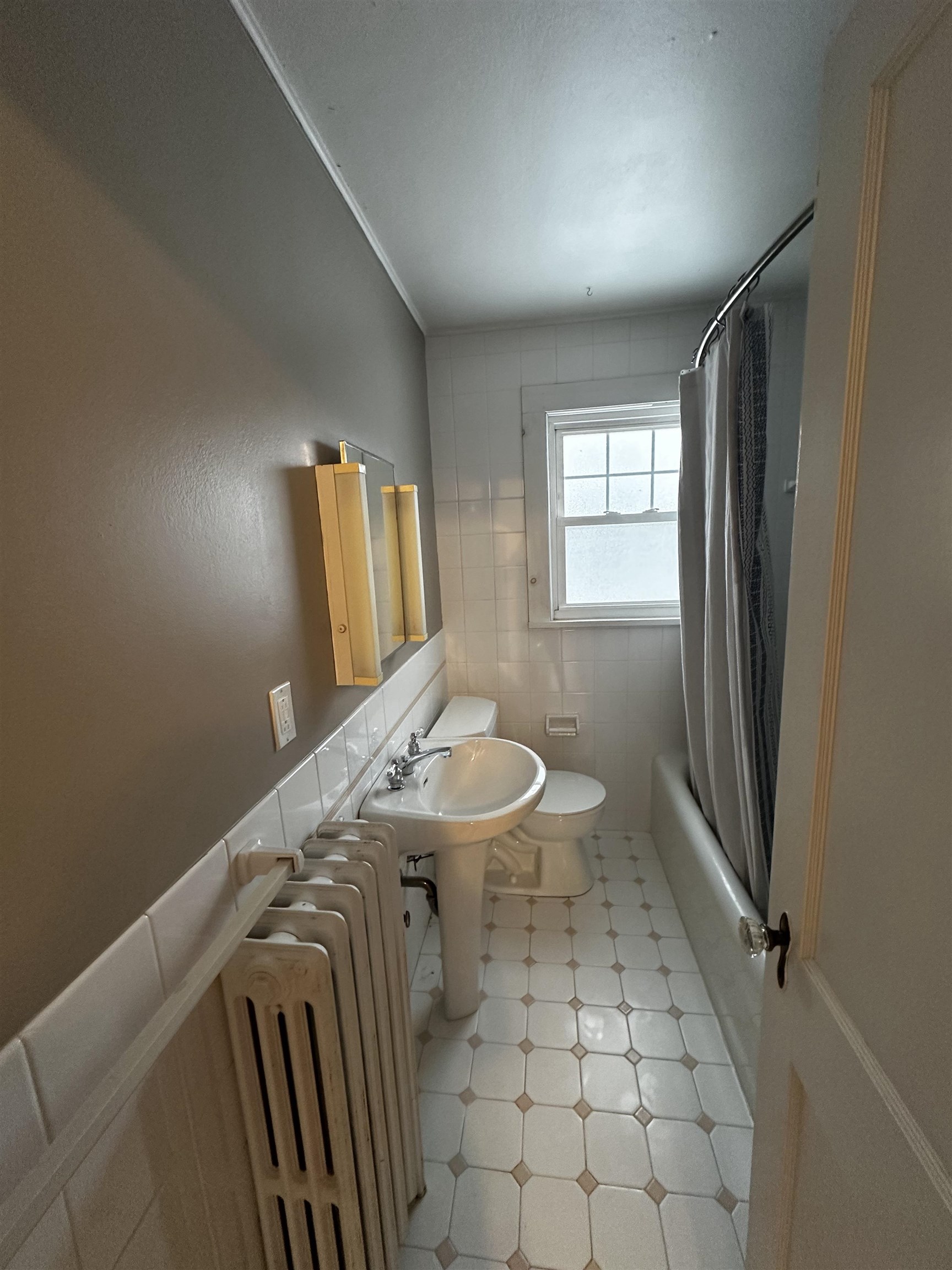 436 Maple Street Burlington, VT 05401 - Photo 15 of 23