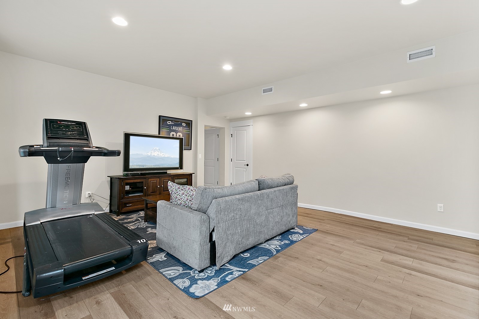 685 Kitsap Avenue Northeast Renton, WA 98059 - Photo 31 of 40 Gallery Image 31