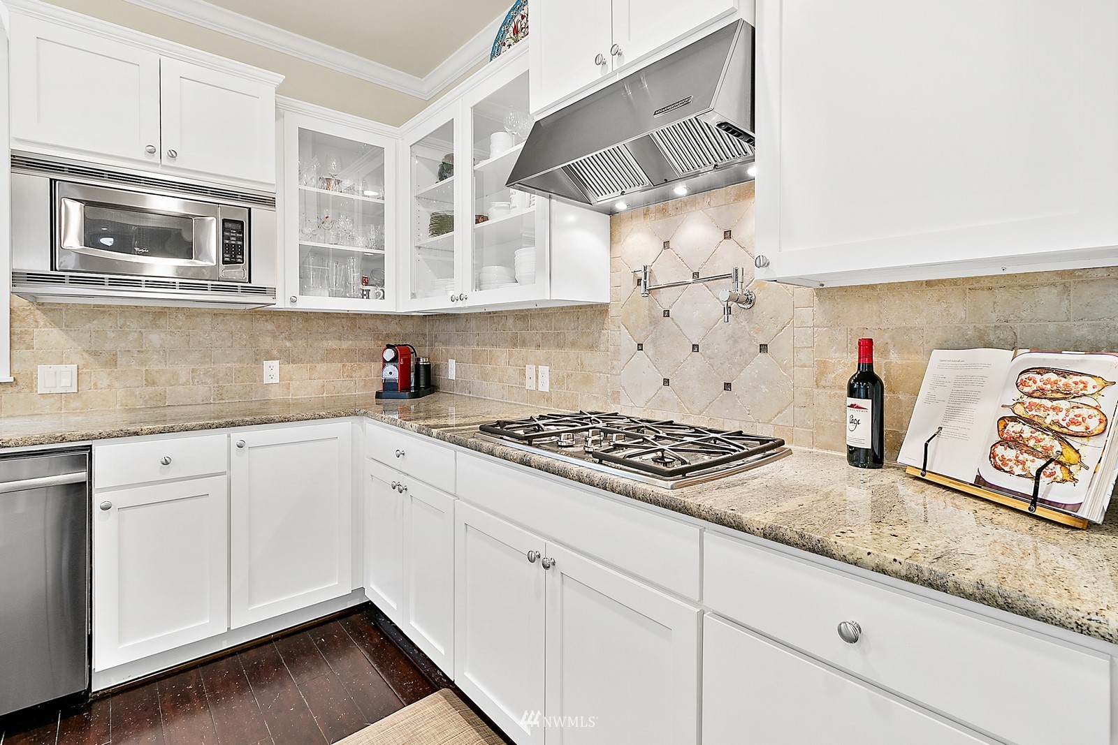 685 Kitsap Avenue Northeast Renton, WA 98059 - Photo 10 of 40 Gallery Image 10