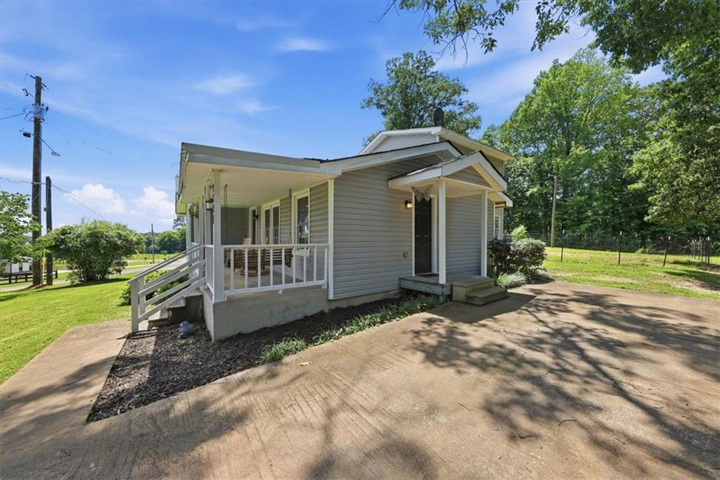 2607 Cochran Road Dallas, GA 30132 - Photo 2 of 30