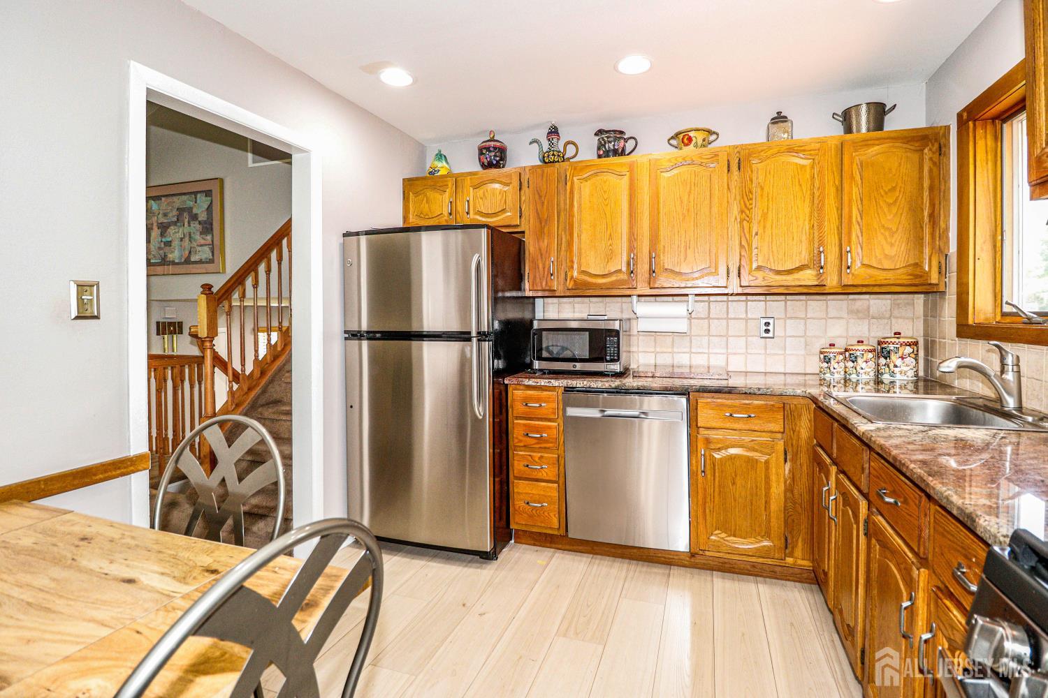 5 Overhill Road East Brunswick, NJ 08816 - Photo 9 of 38