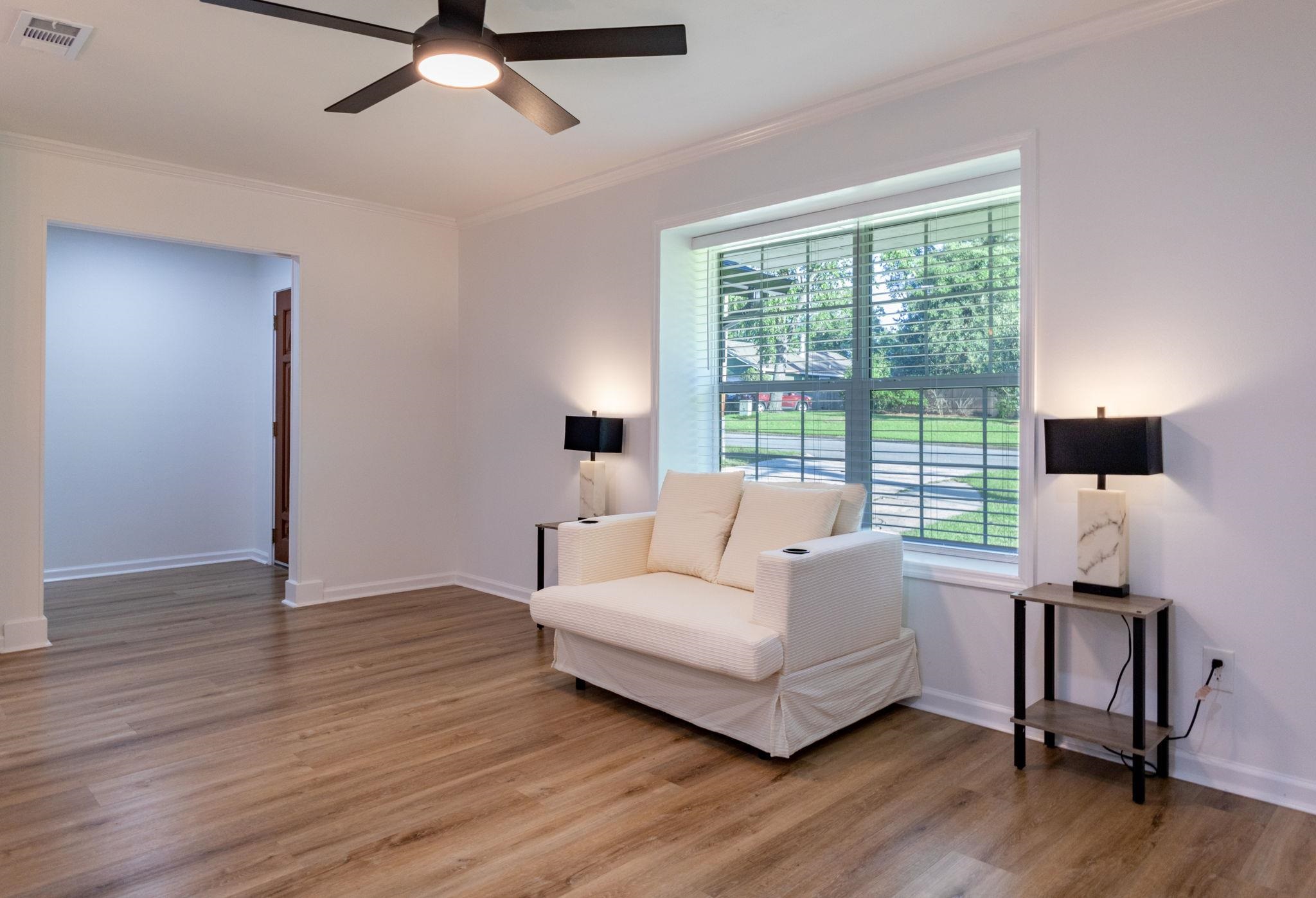 236 Timberlane Road Tallahassee, FL 32312 - Photo 5 of 37