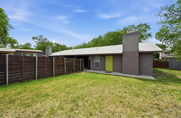 $1,495 | 5104 Spruce Cove, Unit A, Austin, TX 78744