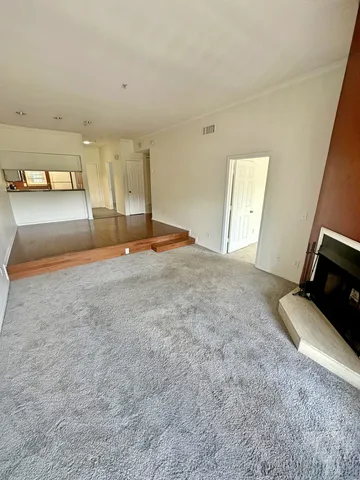 $1,499 | 123 West End Place, Nashville, TN 37205