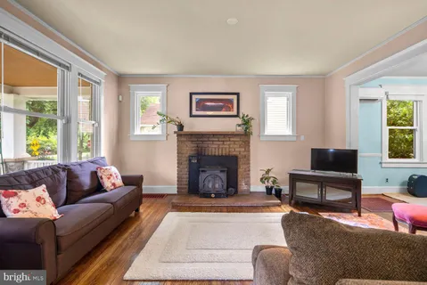 $475,000 | 6002 Rhode Island Avenue, Riverdale, MD 20737