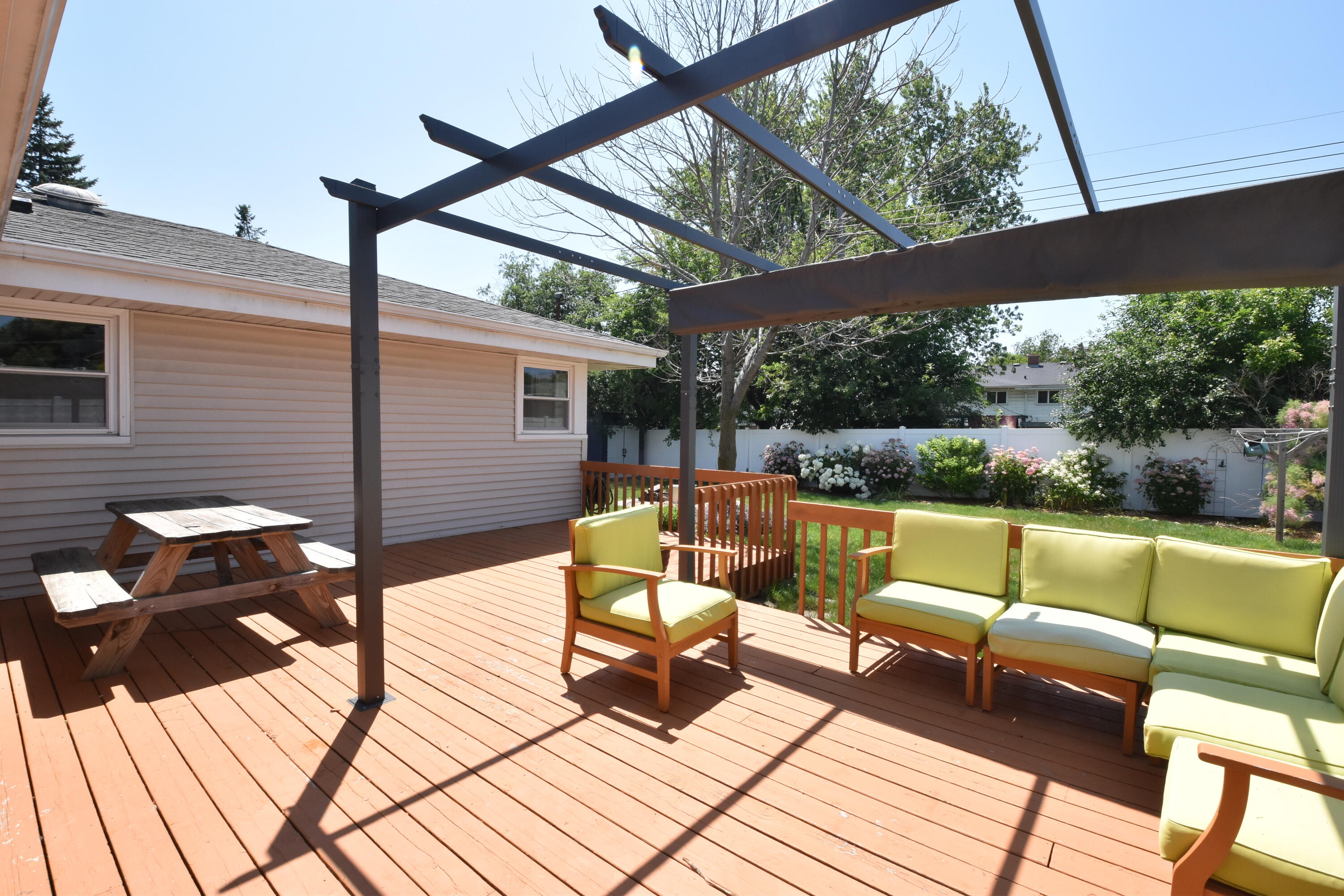 48 Virginia Street Racine, WI 53405 - Photo 36 of 47 Deck