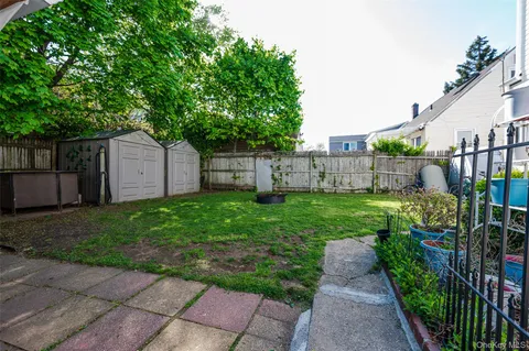 $1,050,000 | 126 Scranton Avenue, Lynbrook, NY 11563