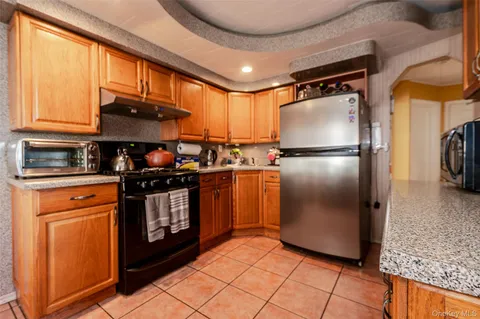 $1,050,000 | 126 Scranton Avenue, Lynbrook, NY 11563