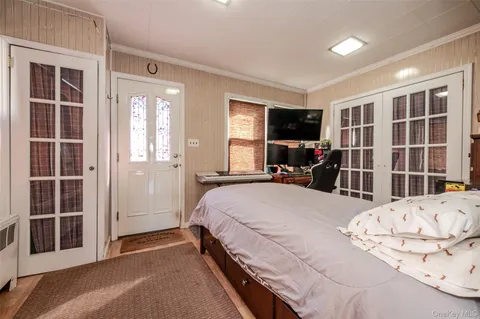 $1,050,000 | 126 Scranton Avenue, Lynbrook, NY 11563