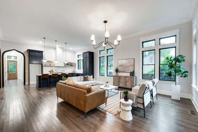 $674,900 | 420 Lanier Drive, Madison, TN 37115