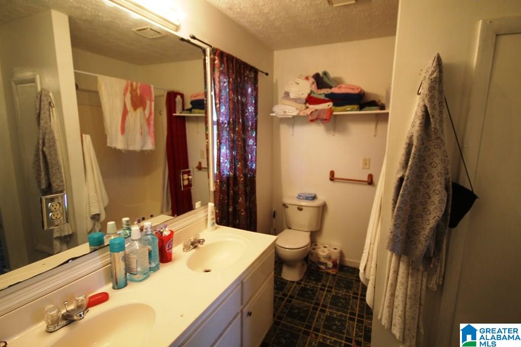 1560 White Plains Road Anniston, AL 36207 - Photo 12 of 38