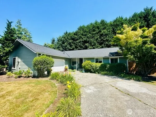 $3,600 | 14238 278th Avenue Northeast, Duvall, WA 98019