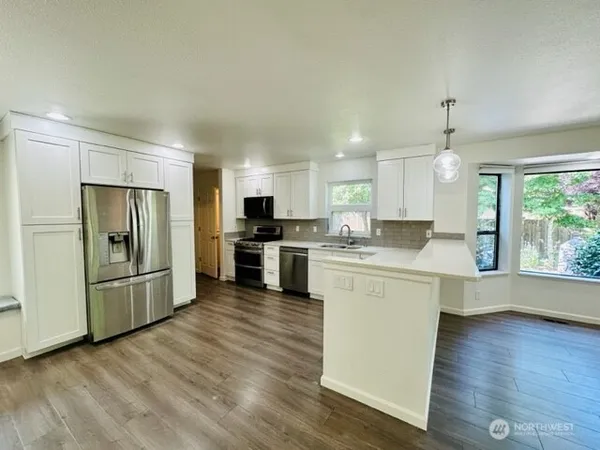 $3,600 | 14238 278th Avenue Northeast, Duvall, WA 98019