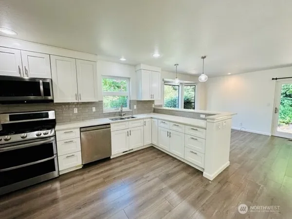 $3,600 | 14238 278th Avenue Northeast, Duvall, WA 98019