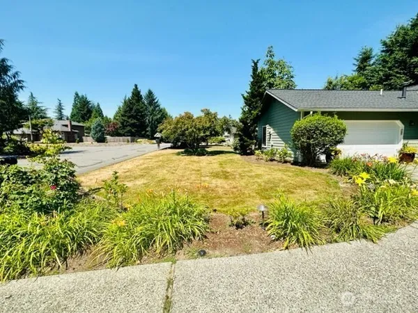 $3,600 | 14238 278th Avenue Northeast, Duvall, WA 98019