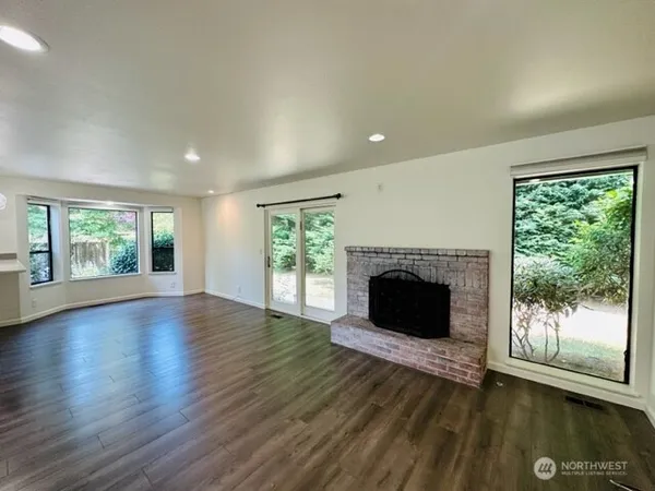 $3,600 | 14238 278th Avenue Northeast, Duvall, WA 98019