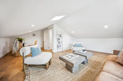 $1,650,000 | 37 Spindrift Passage, Corte Madera, CA 94925