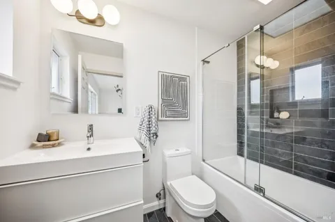 $1,650,000 | 37 Spindrift Passage, Corte Madera, CA 94925