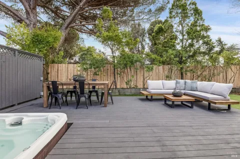 $1,650,000 | 37 Spindrift Passage, Corte Madera, CA 94925