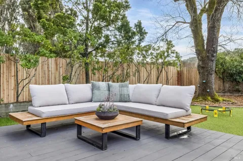 $1,650,000 | 37 Spindrift Passage, Corte Madera, CA 94925