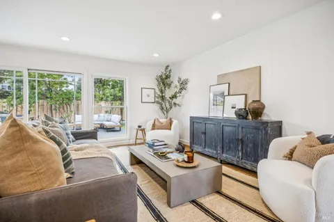 $1,650,000 | 37 Spindrift Passage, Corte Madera, CA 94925