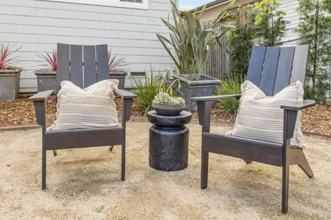 $1,650,000 | 37 Spindrift Passage, Corte Madera, CA 94925