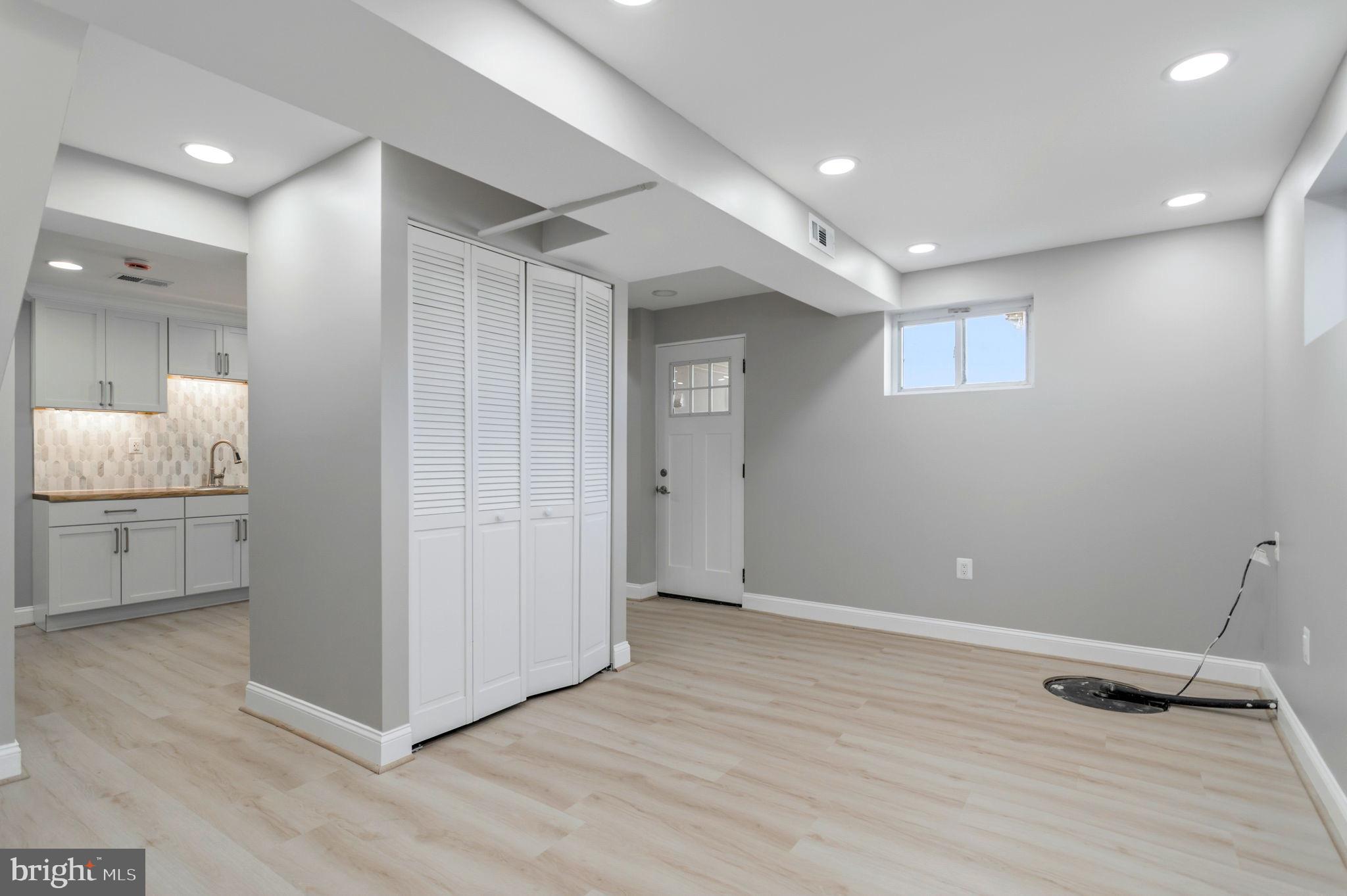 8901 Oxon Hill Road Fort Washington, MD 20744 - Photo 28 of 32 Gallery Image 28