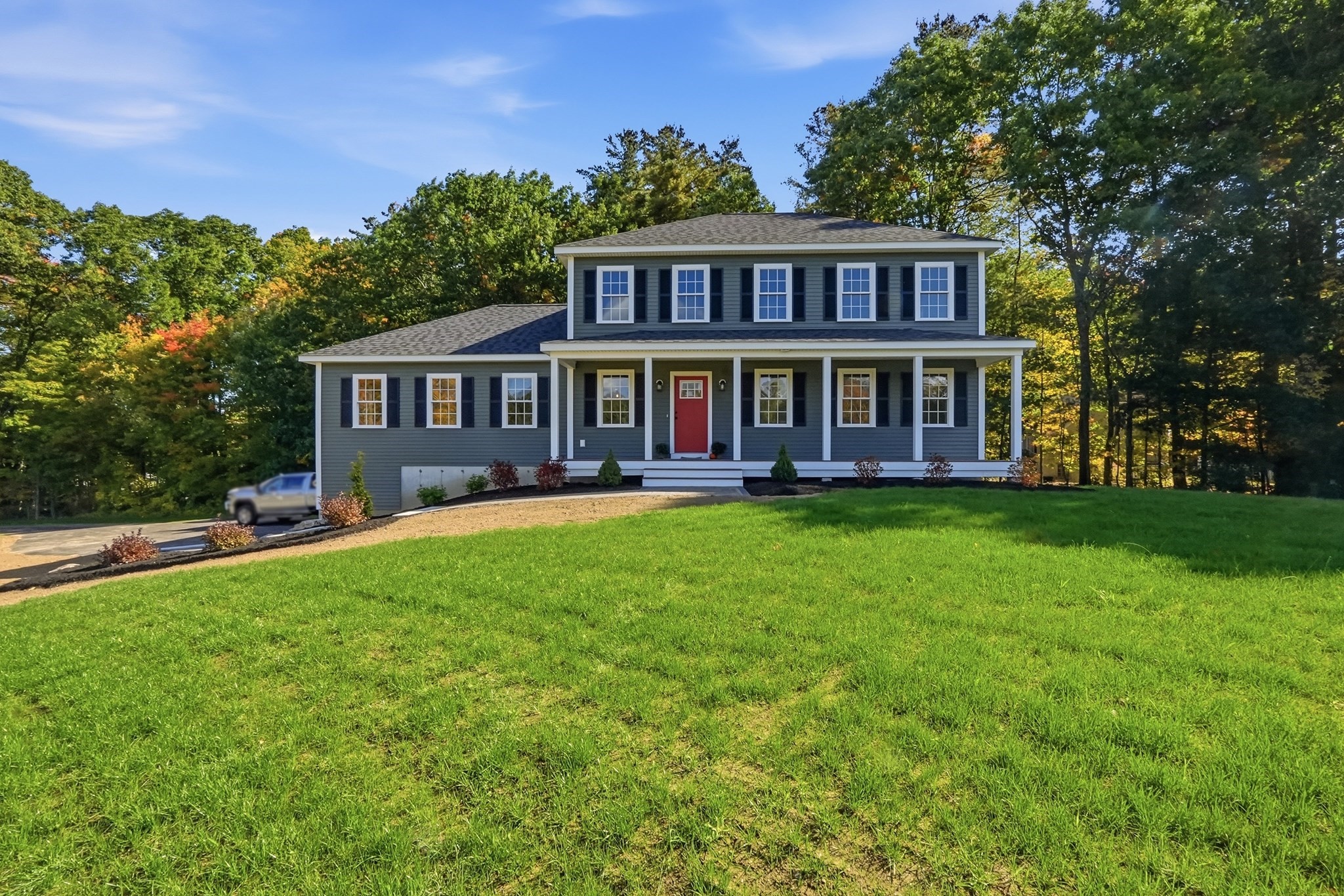 126 Townsend Harbor Road Lunenburg, MA 01462 - Photo 4 of 40 Gallery Image 4