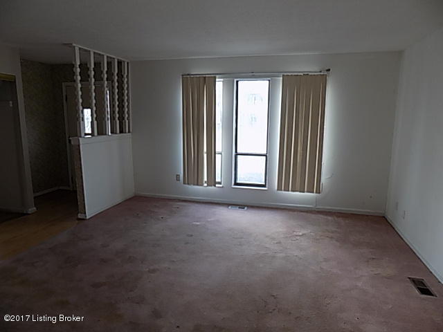 6409 Linstead Road Louisville, KY 40228 - Photo 12 of 16 DSCN2454