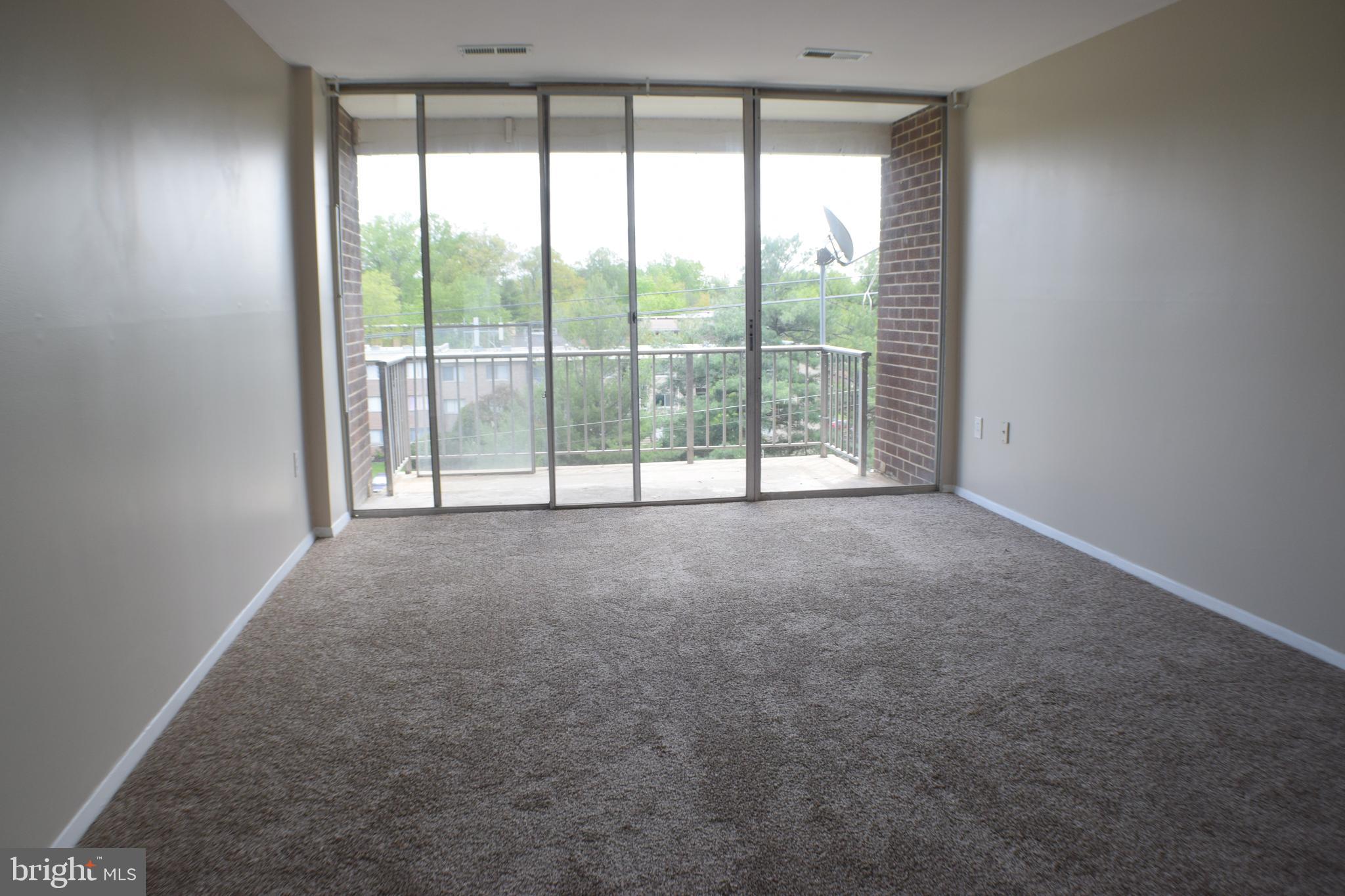 3952 Bel Pre Road, Unit 7 Silver Spring, MD 20906 - Photo 14 of 27 Family Room