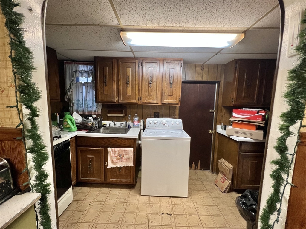 57 Clark Avenue Chelsea, MA 02150 - Photo 10 of 37