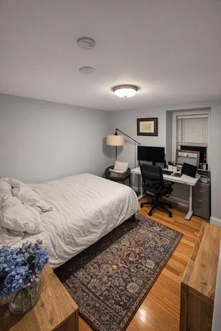$2,850 | 214-216 East Eagle Street, Unit 6, Boston, MA 02128