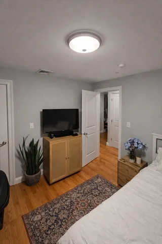 $2,850 | 214-216 East Eagle Street, Unit 6, Boston, MA 02128