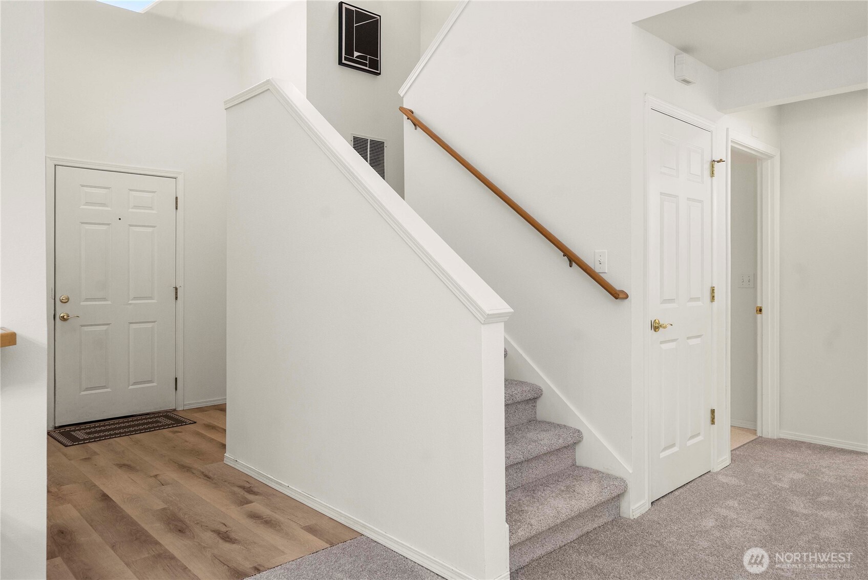 19504 Southeast 24th, Unit B Bothell, WA 98012 - Photo 13 of 34 a view of entryway