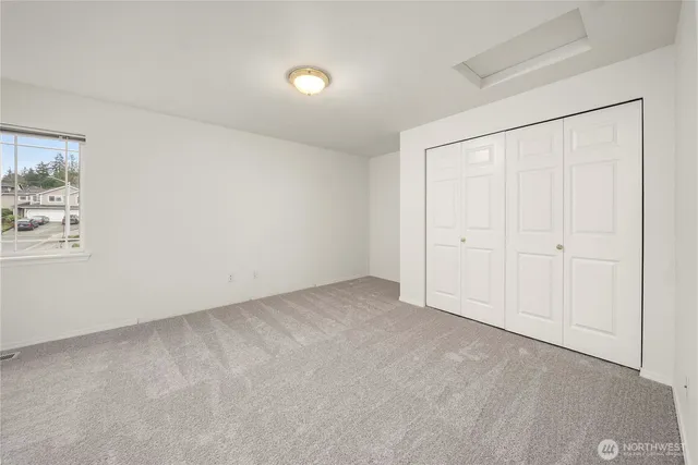 an empty room with a empty space