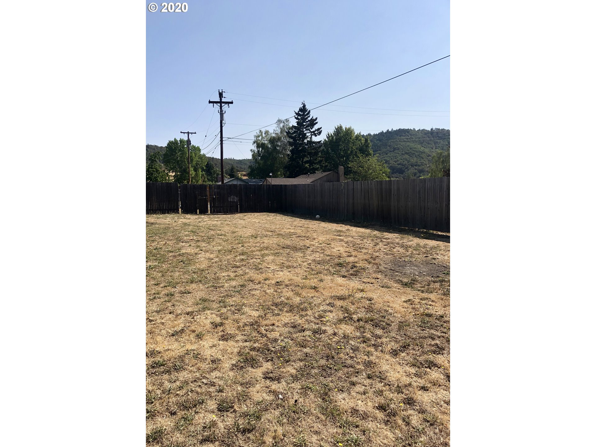 595 East 2nd Avenue Riddle, OR 97469 - Photo 27 of 28