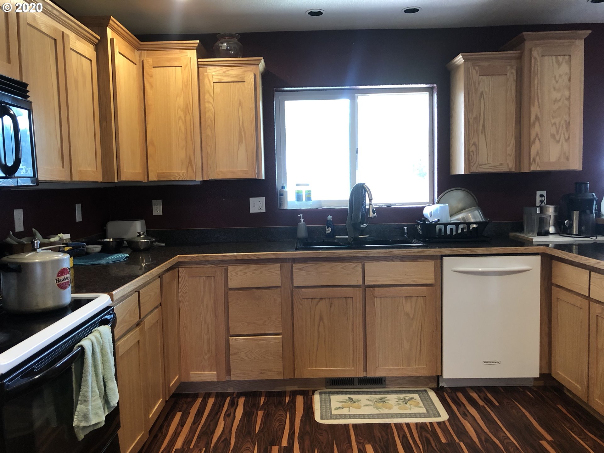 595 East 2nd Avenue Riddle, OR 97469 - Photo 7 of 28