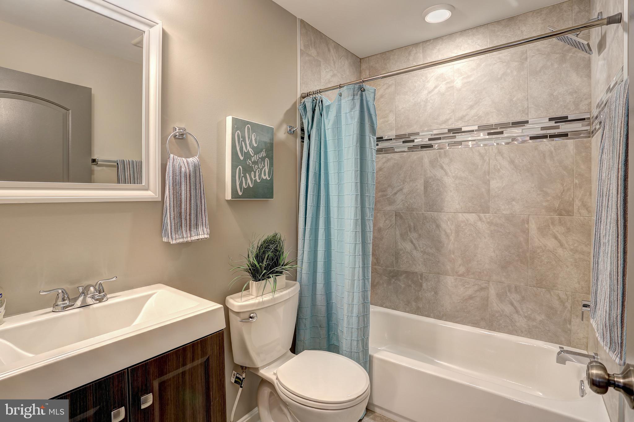 711 Cresswell Road Baltimore, MD 21225 - Photo 7 of 20 Bath 1