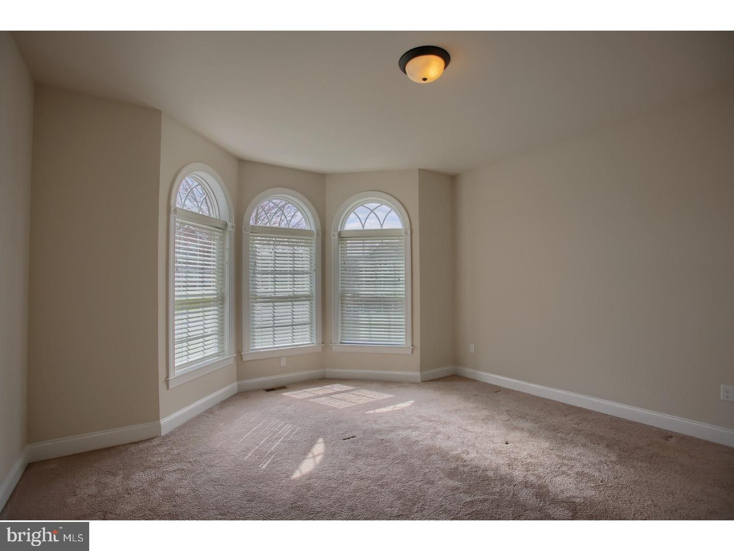 1403 Springhouse Road Reading, PA 19608 - Photo 13 of 25