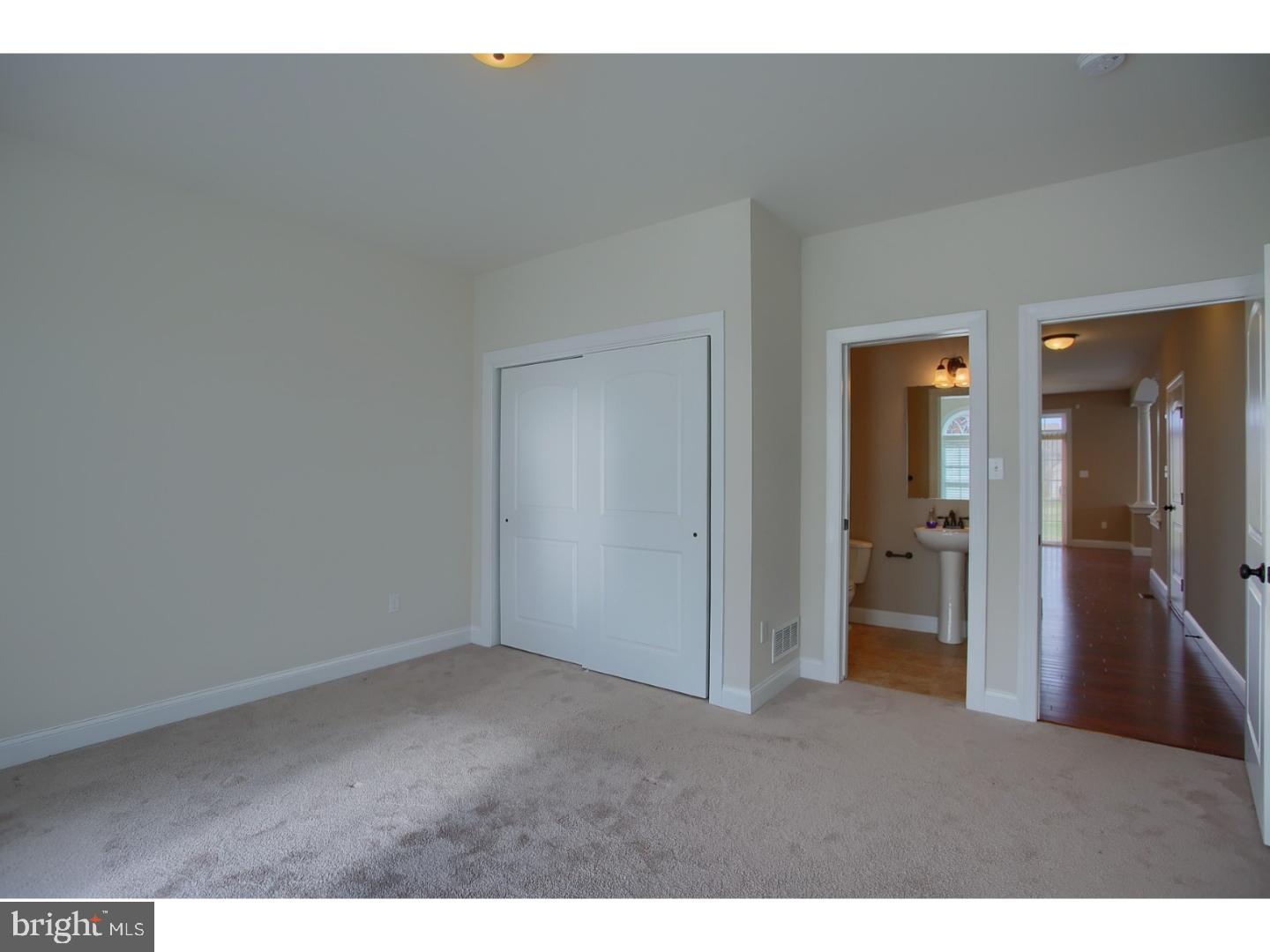 1403 Springhouse Road Reading, PA 19608 - Photo 14 of 25