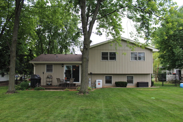 836 Stonegate Road New Lenox, IL 60451 - Photo 23 of 25