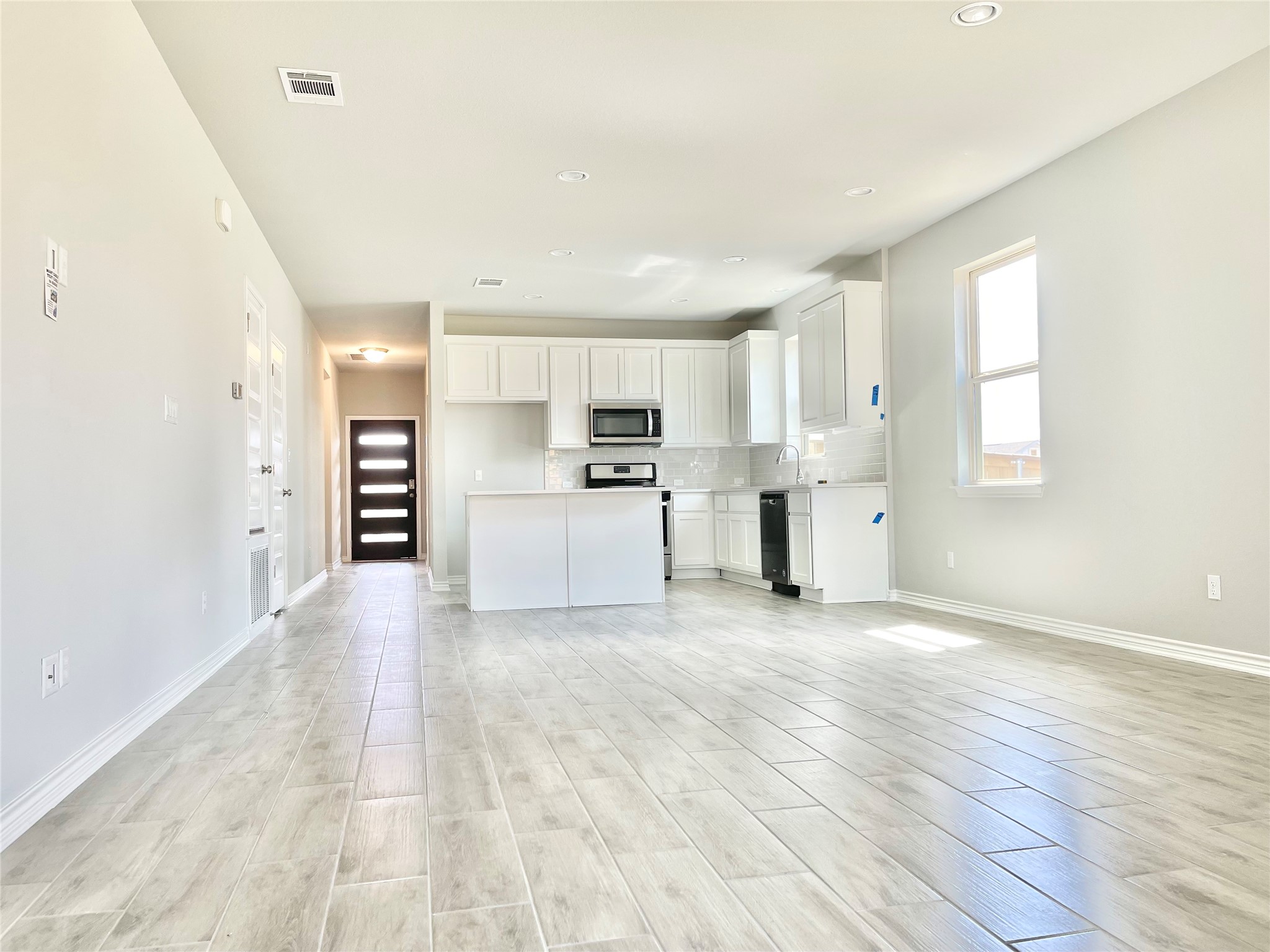 2929 Sage Ranch Drive Leander, TX 78641 - Photo 6 of 32
