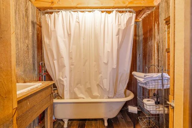 $1,023,860 | 387 Cr 238 A Cameron Tx 76520, Cameron, TX 76520