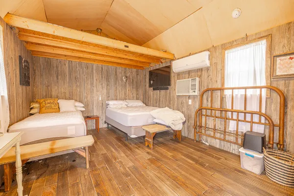 $1,023,860 | 387 Cr 238 A Cameron Tx 76520, Cameron, TX 76520