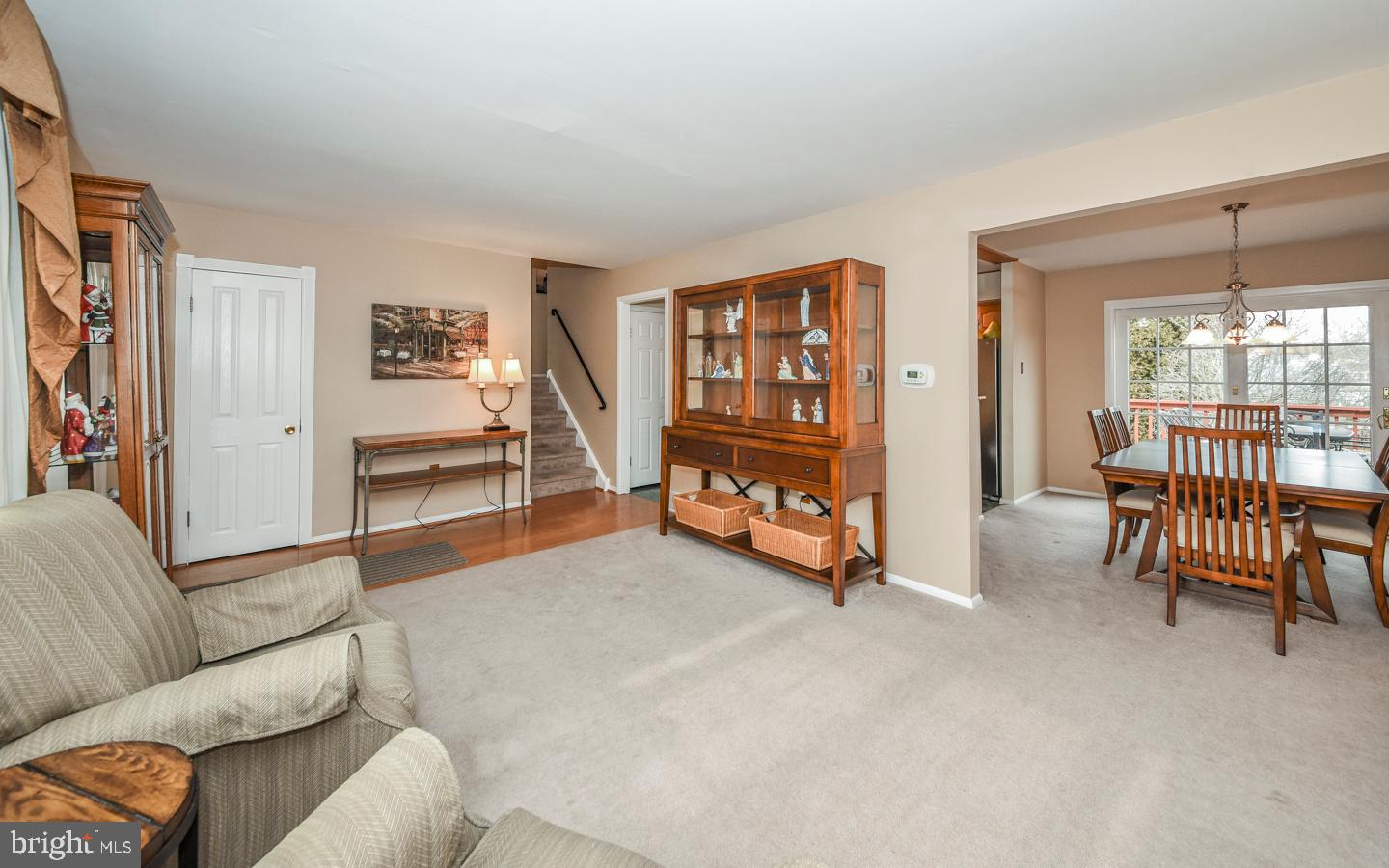 679 Stratford Road Warminster, PA 18974 - Photo 2 of 41 Gallery Image 2