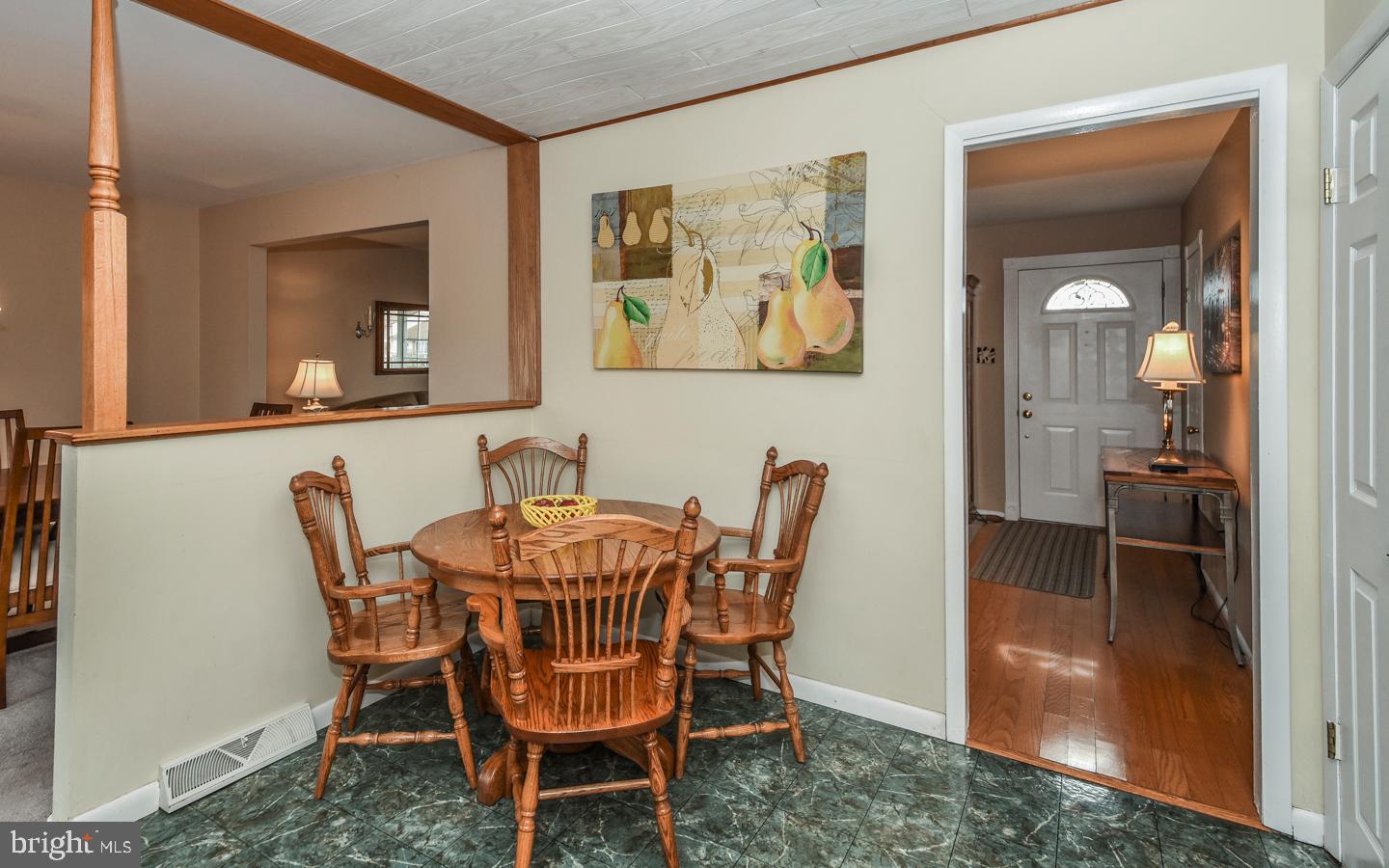 679 Stratford Road Warminster, PA 18974 - Photo 13 of 41 Gallery Image 13