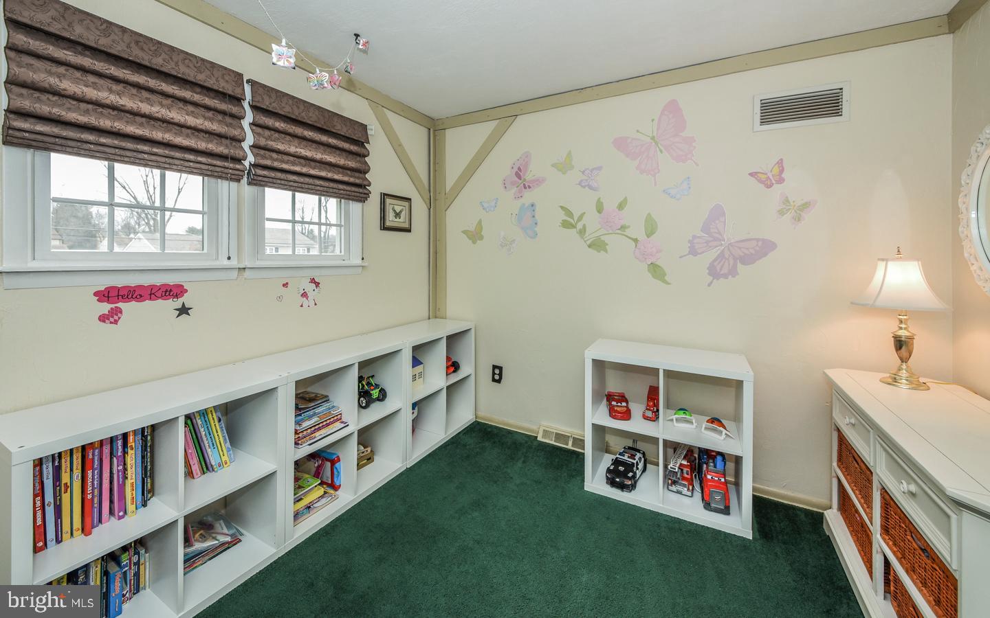 679 Stratford Road Warminster, PA 18974 - Photo 16 of 41 Gallery Image 16