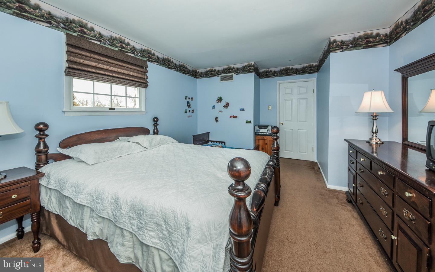679 Stratford Road Warminster, PA 18974 - Photo 22 of 41 Gallery Image 22